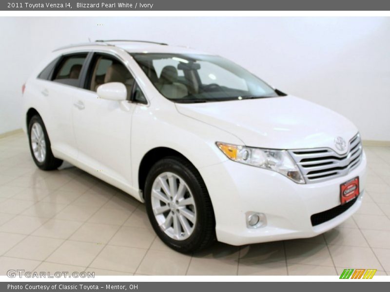 Blizzard Pearl White / Ivory 2011 Toyota Venza I4