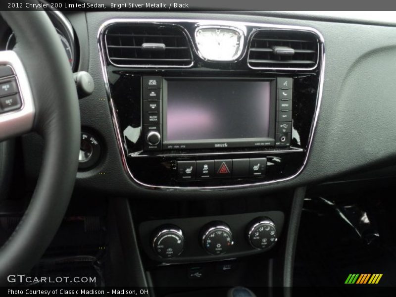 Bright Silver Metallic / Black 2012 Chrysler 200 Limited Sedan