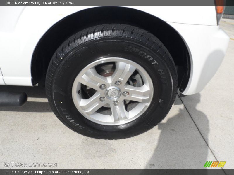 Clear White / Gray 2006 Kia Sorento LX