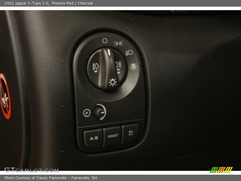 Controls of 2002 X-Type 3.0