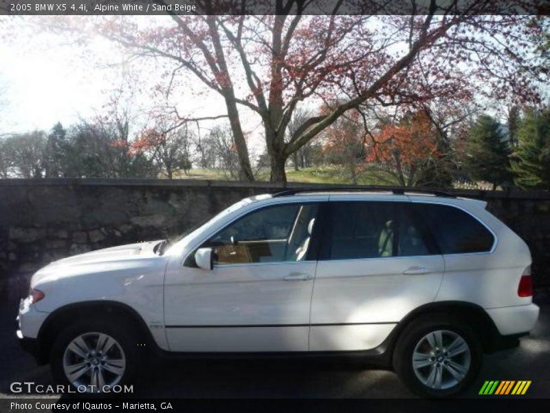 Alpine White / Sand Beige 2005 BMW X5 4.4i