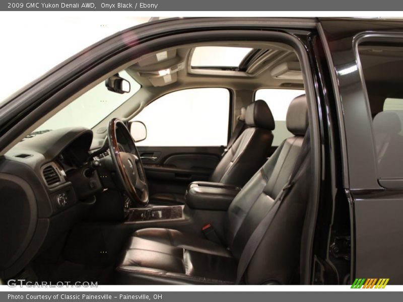 Onyx Black / Ebony 2009 GMC Yukon Denali AWD