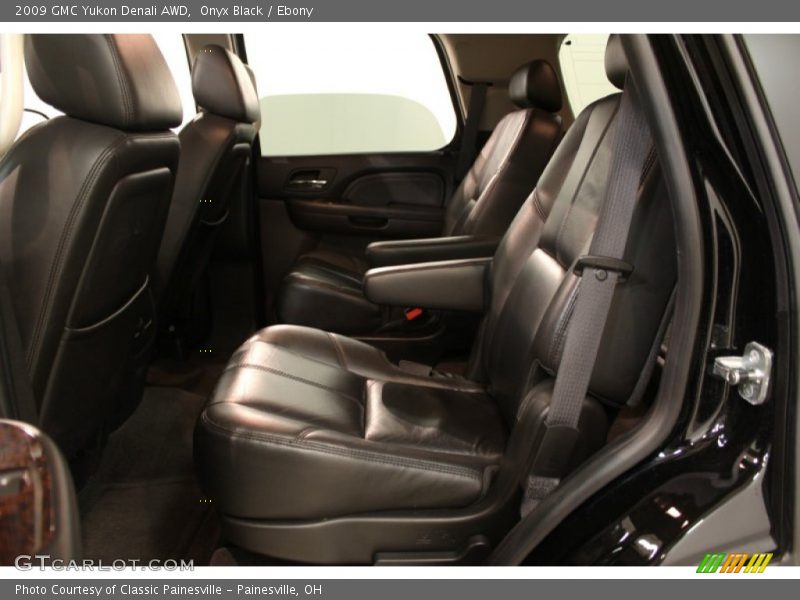 Onyx Black / Ebony 2009 GMC Yukon Denali AWD