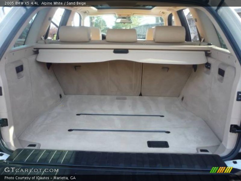 Alpine White / Sand Beige 2005 BMW X5 4.4i