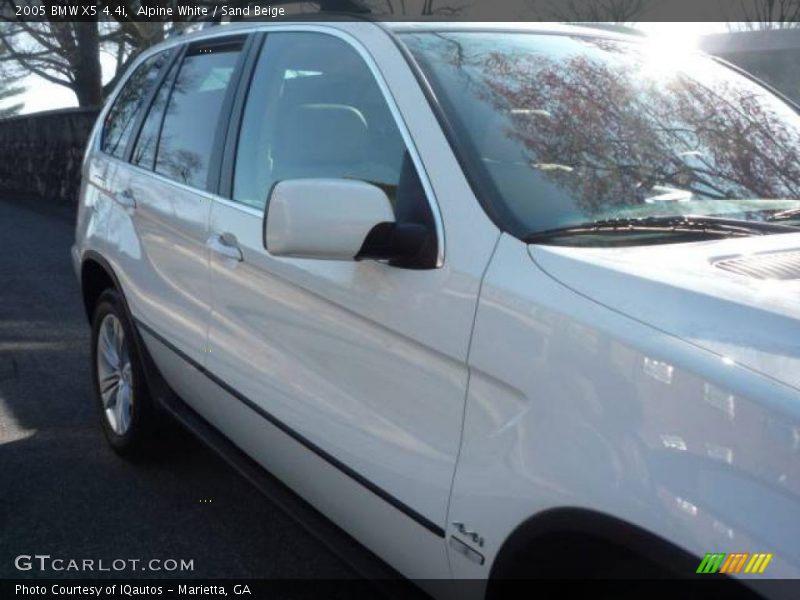 Alpine White / Sand Beige 2005 BMW X5 4.4i