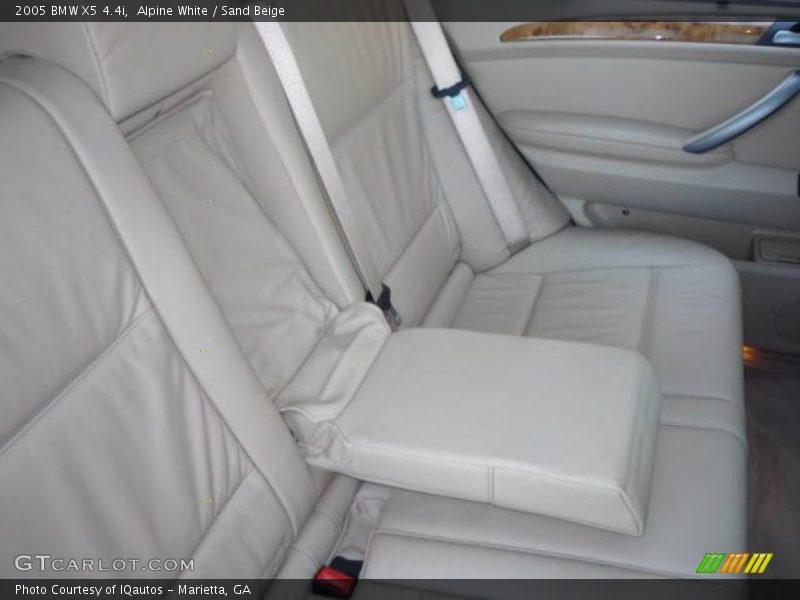 Alpine White / Sand Beige 2005 BMW X5 4.4i