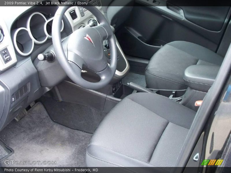 Jet Black Metallic / Ebony 2009 Pontiac Vibe 2.4