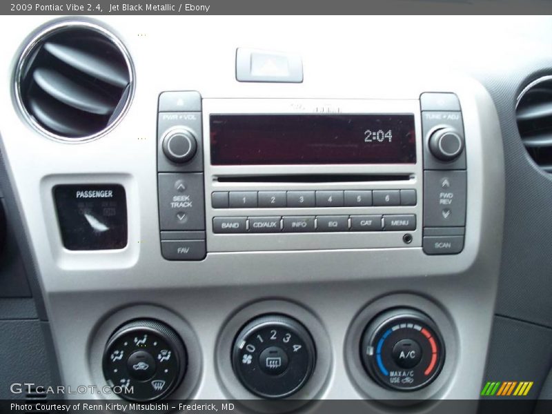 Jet Black Metallic / Ebony 2009 Pontiac Vibe 2.4