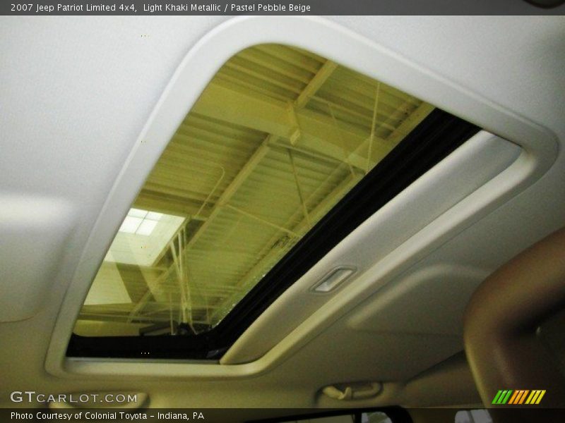 Light Khaki Metallic / Pastel Pebble Beige 2007 Jeep Patriot Limited 4x4