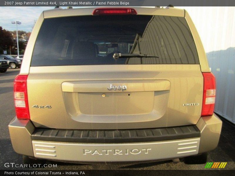 Light Khaki Metallic / Pastel Pebble Beige 2007 Jeep Patriot Limited 4x4