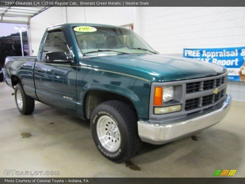 Emerald Green Metallic / Neutral Shale 1997 Chevrolet C/K C1500 Regular Cab