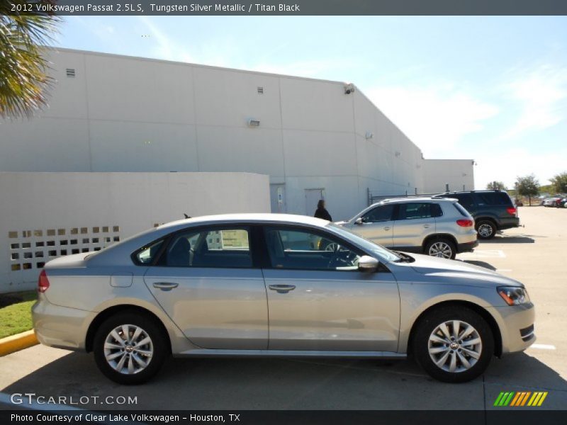 Tungsten Silver Metallic / Titan Black 2012 Volkswagen Passat 2.5L S