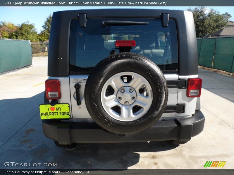 Bright Silver Metallic / Dark Slate Gray/Medium Slate Gray 2010 Jeep Wrangler Unlimited Sport