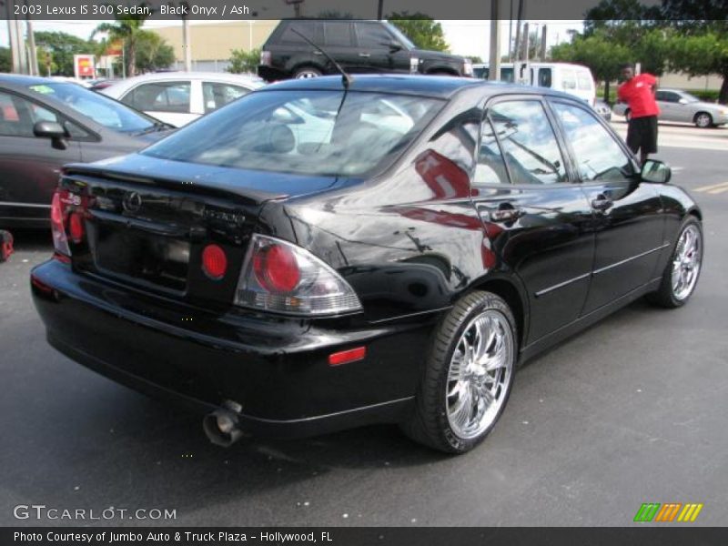 Black Onyx / Ash 2003 Lexus IS 300 Sedan