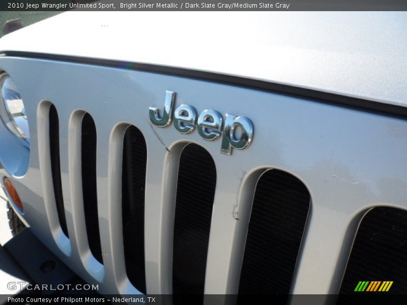 Bright Silver Metallic / Dark Slate Gray/Medium Slate Gray 2010 Jeep Wrangler Unlimited Sport