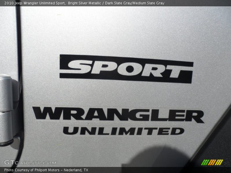  2010 Wrangler Unlimited Sport Logo