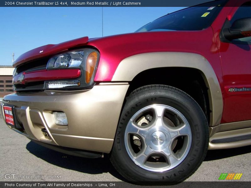 Medium Red Metallic / Light Cashmere 2004 Chevrolet TrailBlazer LS 4x4