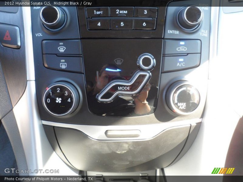 Midnight Black / Gray 2012 Hyundai Sonata GLS