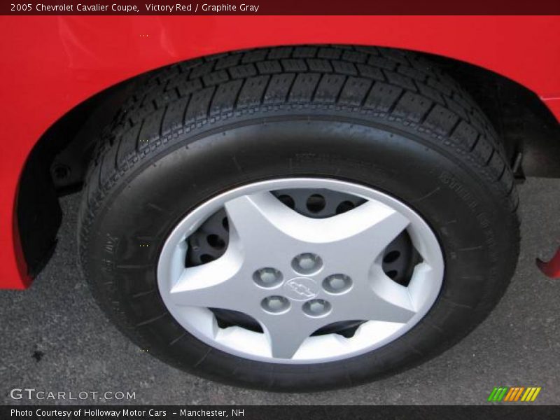 Victory Red / Graphite Gray 2005 Chevrolet Cavalier Coupe