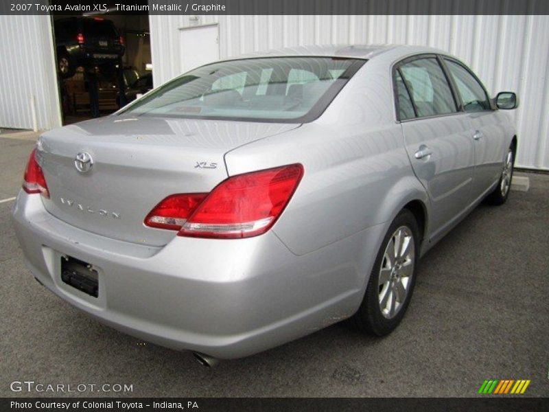 Titanium Metallic / Graphite 2007 Toyota Avalon XLS