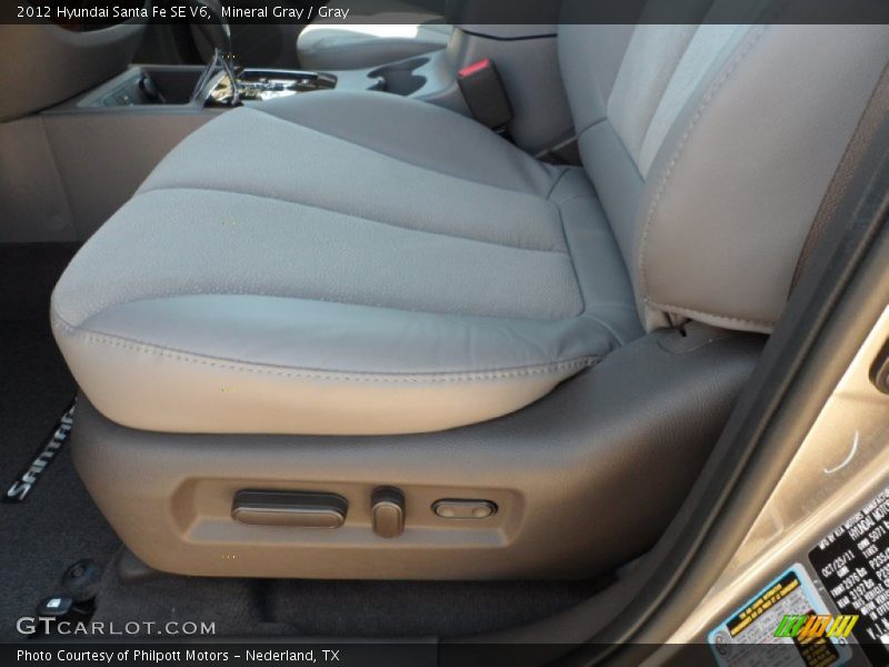 Mineral Gray / Gray 2012 Hyundai Santa Fe SE V6