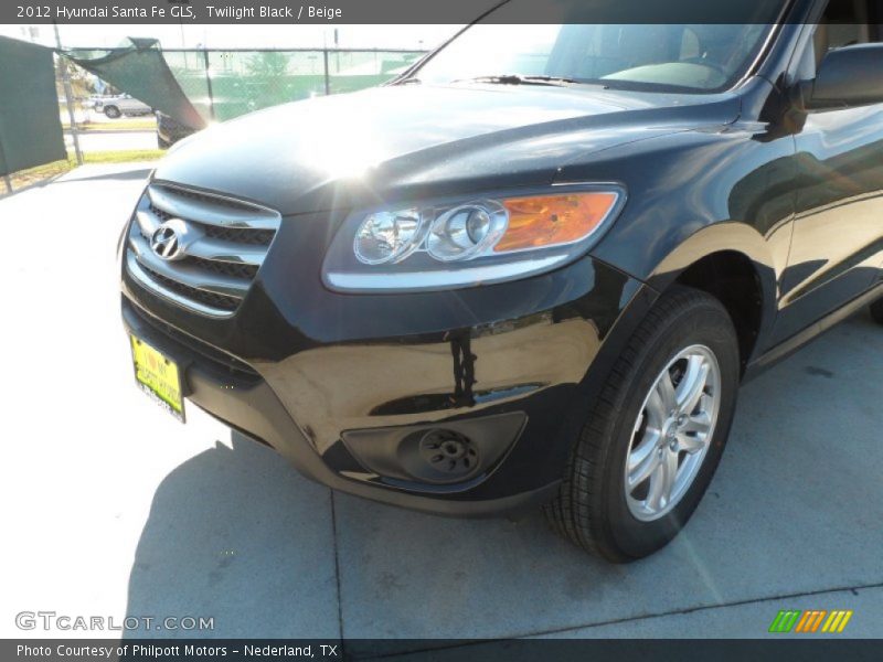 Twilight Black / Beige 2012 Hyundai Santa Fe GLS