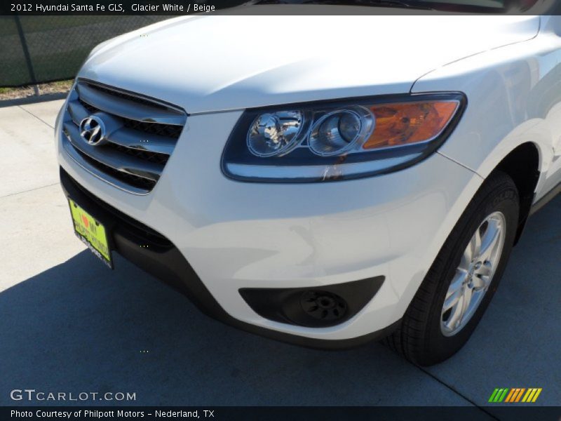 Glacier White / Beige 2012 Hyundai Santa Fe GLS