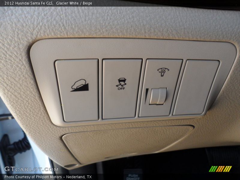 Controls of 2012 Santa Fe GLS