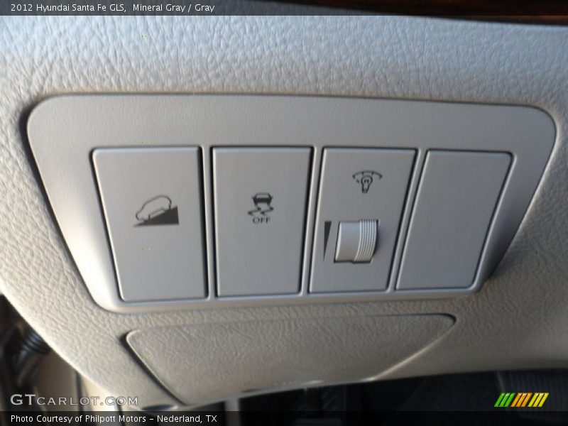 Mineral Gray / Gray 2012 Hyundai Santa Fe GLS