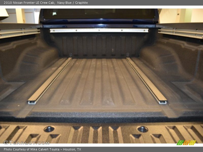 Navy Blue / Graphite 2010 Nissan Frontier LE Crew Cab