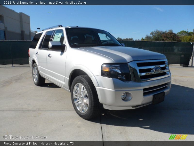 Front 3/4 View of 2012 Expedition Limited
