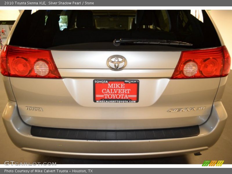 Silver Shadow Pearl / Stone 2010 Toyota Sienna XLE