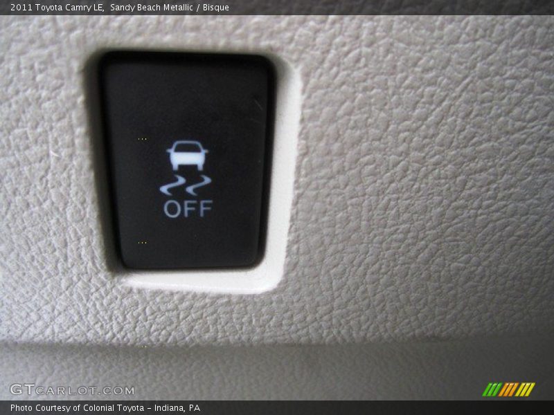 Sandy Beach Metallic / Bisque 2011 Toyota Camry LE