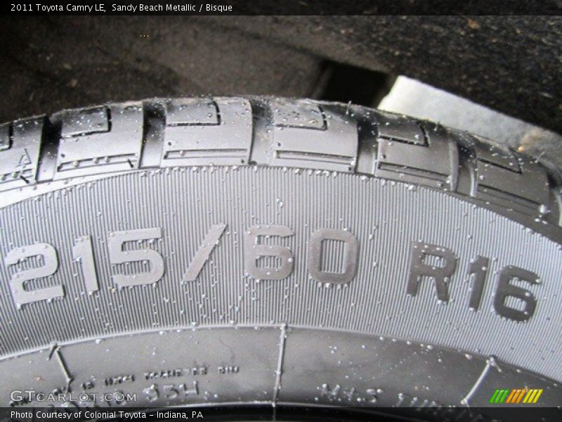 Sandy Beach Metallic / Bisque 2011 Toyota Camry LE
