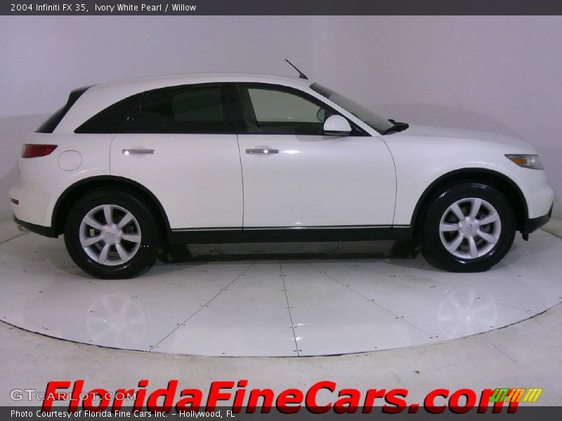 Ivory White Pearl / Willow 2004 Infiniti FX 35