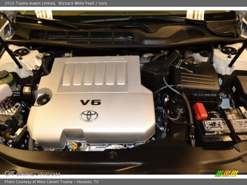 Blizzard White Pearl / Ivory 2010 Toyota Avalon Limited