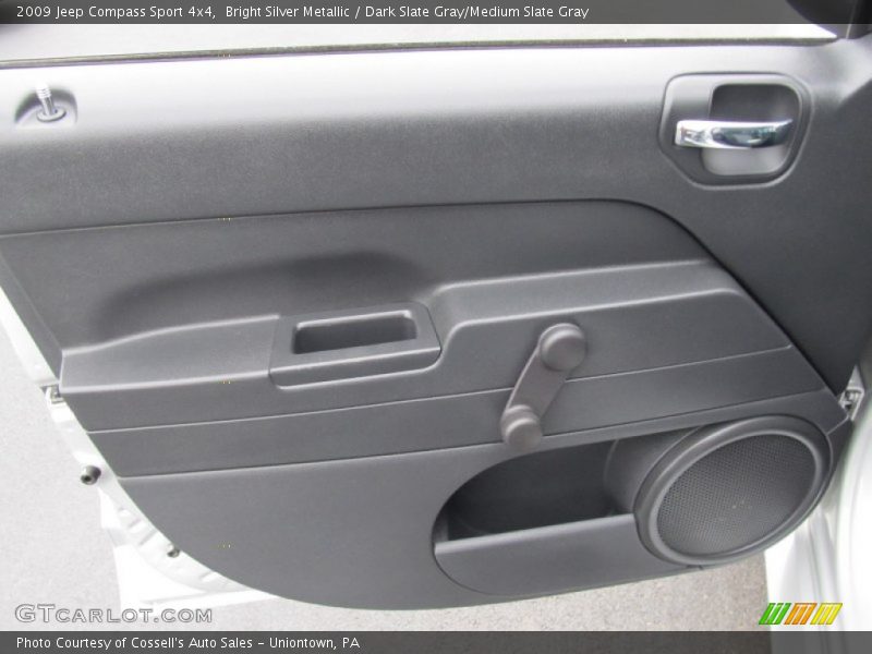 Bright Silver Metallic / Dark Slate Gray/Medium Slate Gray 2009 Jeep Compass Sport 4x4