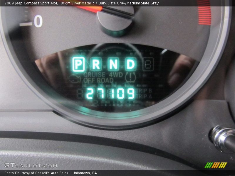 Bright Silver Metallic / Dark Slate Gray/Medium Slate Gray 2009 Jeep Compass Sport 4x4