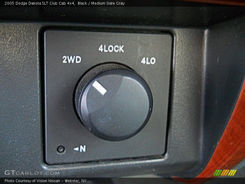 Black / Medium Slate Gray 2005 Dodge Dakota SLT Club Cab 4x4