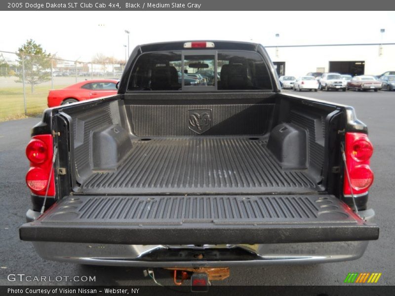 Black / Medium Slate Gray 2005 Dodge Dakota SLT Club Cab 4x4