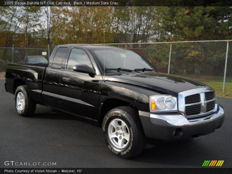Black / Medium Slate Gray 2005 Dodge Dakota SLT Club Cab 4x4