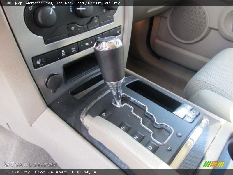 Dark Khaki Pearl / Medium Slate Gray 2006 Jeep Commander 4x4