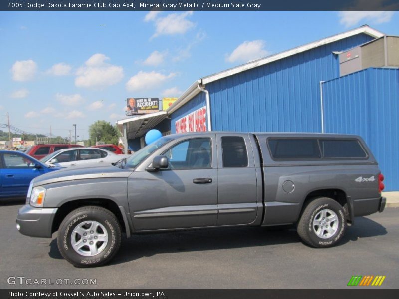 Mineral Gray Metallic / Medium Slate Gray 2005 Dodge Dakota Laramie Club Cab 4x4