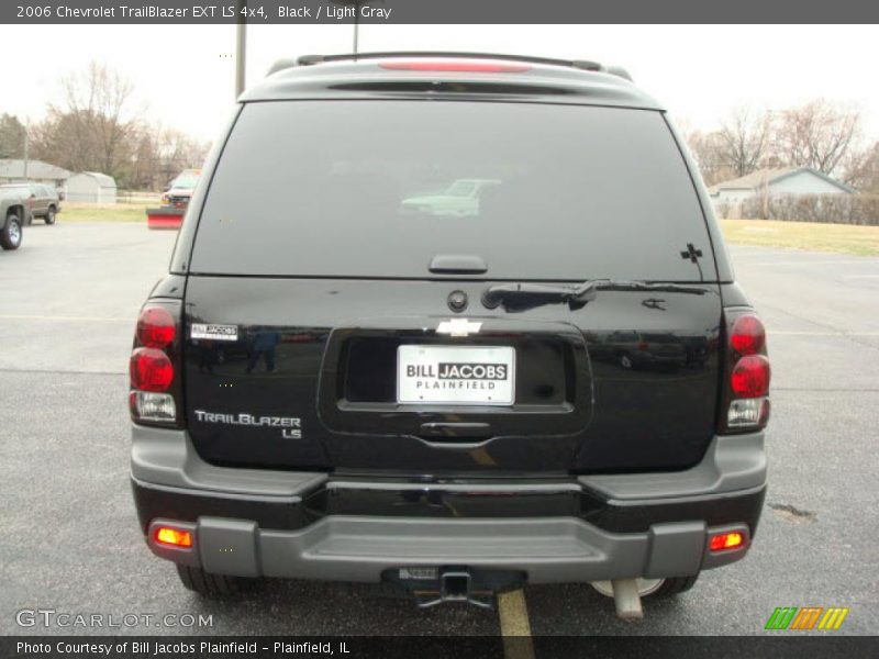 Black / Light Gray 2006 Chevrolet TrailBlazer EXT LS 4x4
