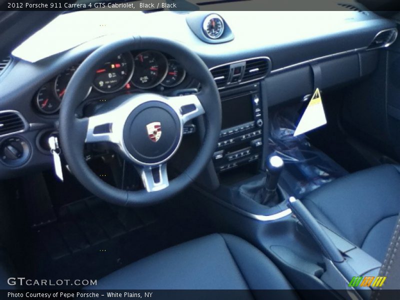 Black / Black 2012 Porsche 911 Carrera 4 GTS Cabriolet