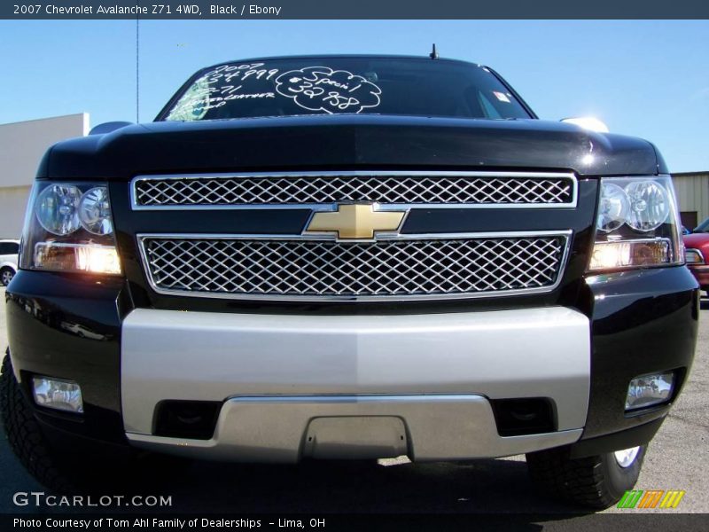 Black / Ebony 2007 Chevrolet Avalanche Z71 4WD
