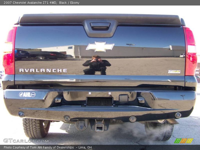Black / Ebony 2007 Chevrolet Avalanche Z71 4WD