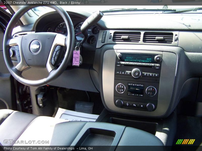 Black / Ebony 2007 Chevrolet Avalanche Z71 4WD