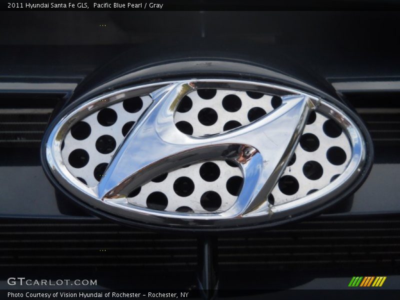  2011 Santa Fe GLS Logo