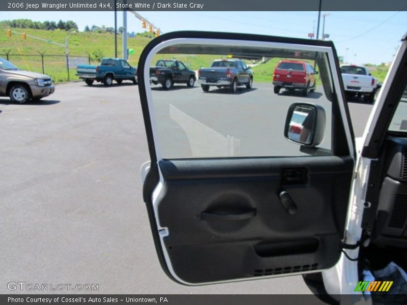 Stone White / Dark Slate Gray 2006 Jeep Wrangler Unlimited 4x4